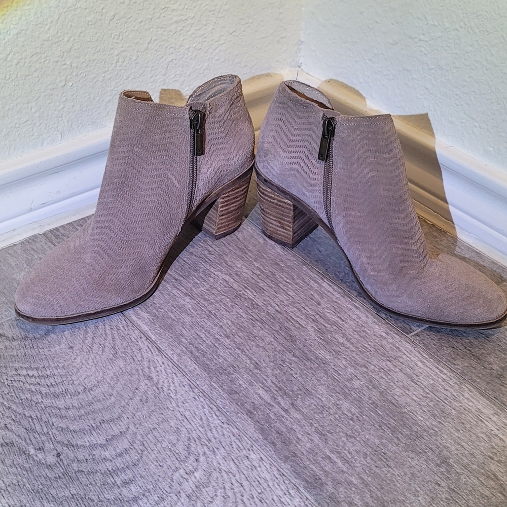 Lucky Brand Women's Taupe Ankle Boots - Picture 2 of 7